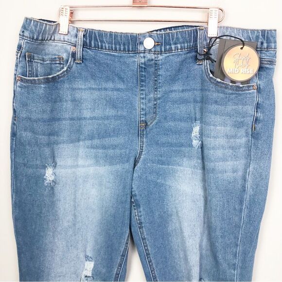 COPPERFLASH | NEW Pull-On Jogger Style Distressed Denim Jeans Women’s Size 14 - Picture 3 of 10